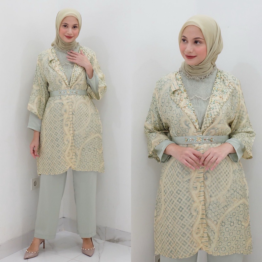 PRELOVED : Kayla Series by SARAH THE LABEL