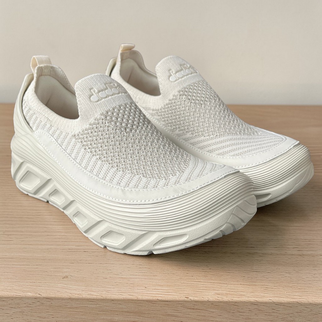 Diadora Sepatu Sneaker Slip On Jalan Wanita ORIGINAL