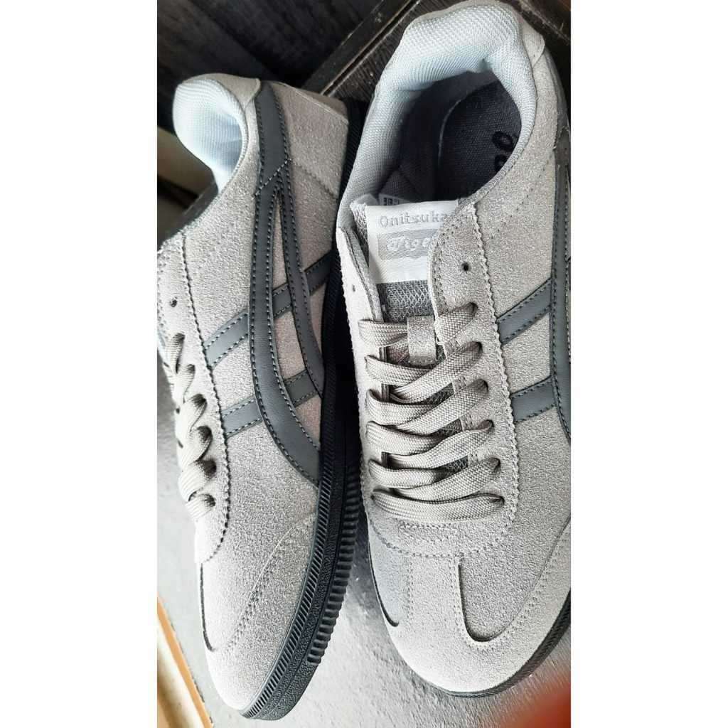 Onitsuka Tiger Tokuten - Grey, Size 44