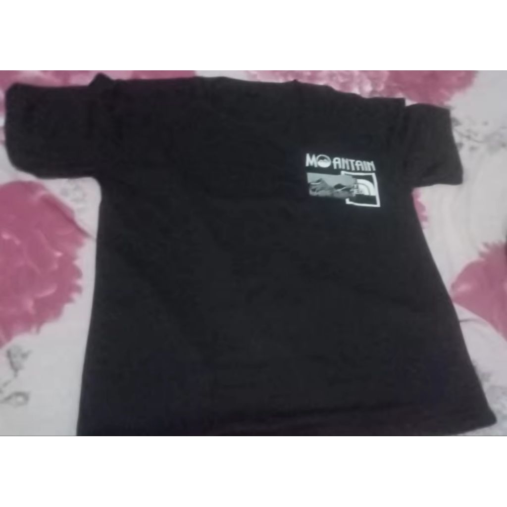 kaos pria keren lengan pendek
