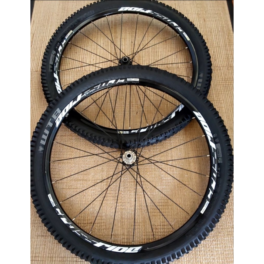 wheelset MAVIC RIDE DISC 27.5 XD plus ban WTB TRAIL BOSS 2.6 TUBLESS READY