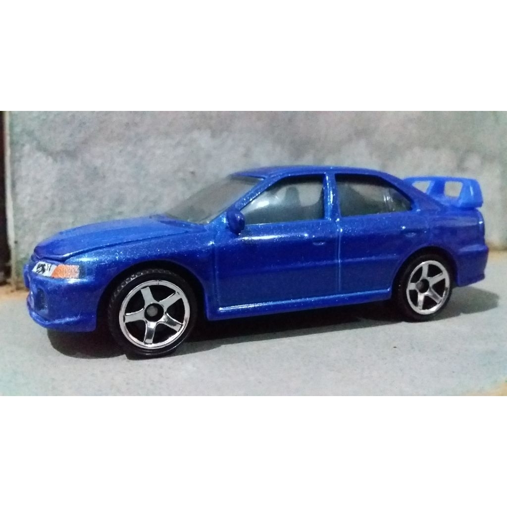 Diecast mutsubishi lancer evolution IV