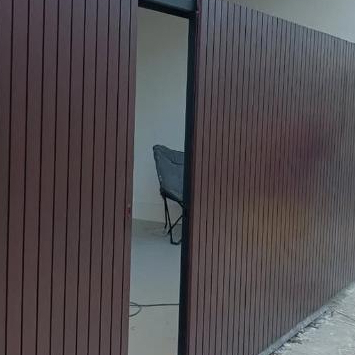 Gerbang Pagar rumah WPC Duma Sleding Minimalis Berkualitas