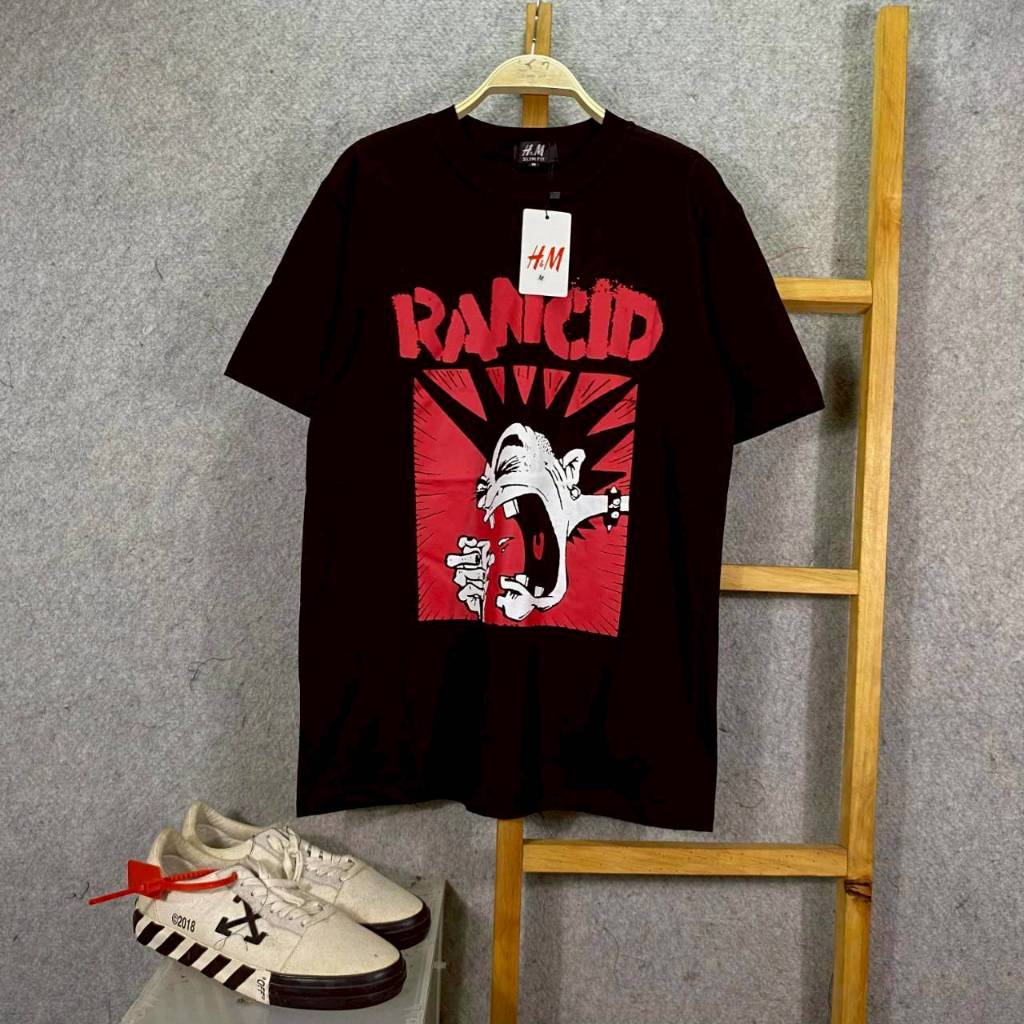 KAOS T-SHIRT MUSIC RANCID LOGO HITAM