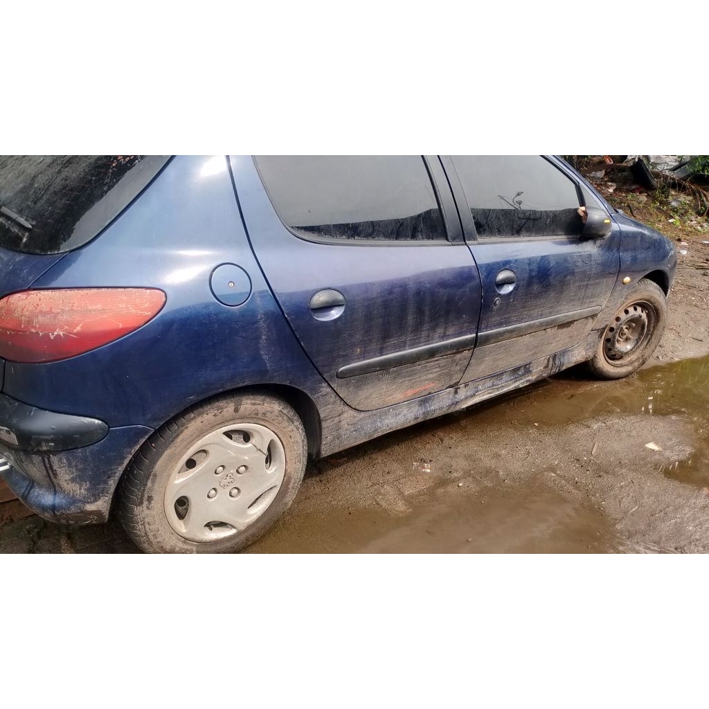 velg mobil Peugeot 206