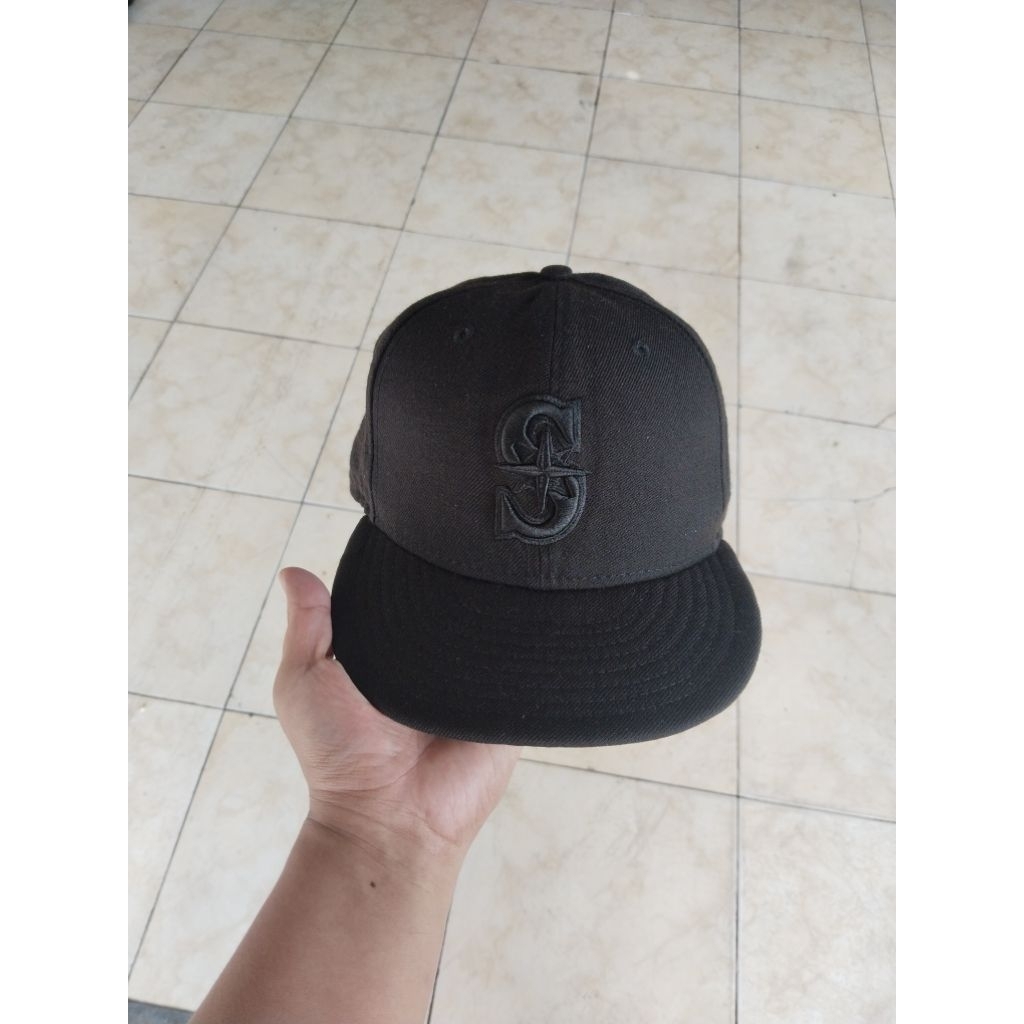 Topi Buildup Seattle Mariners BOB