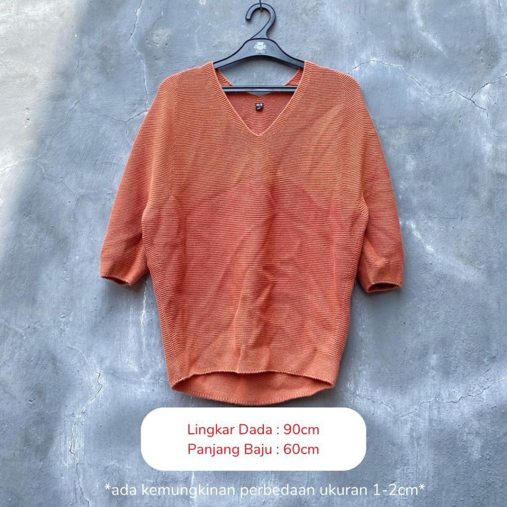 [ORI 100%] UNIQLO 3D Knit Cotton V Neck Sweater Orange Preloved A4