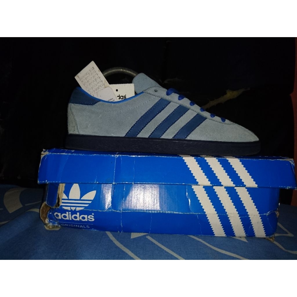 adidas Tahiti island
