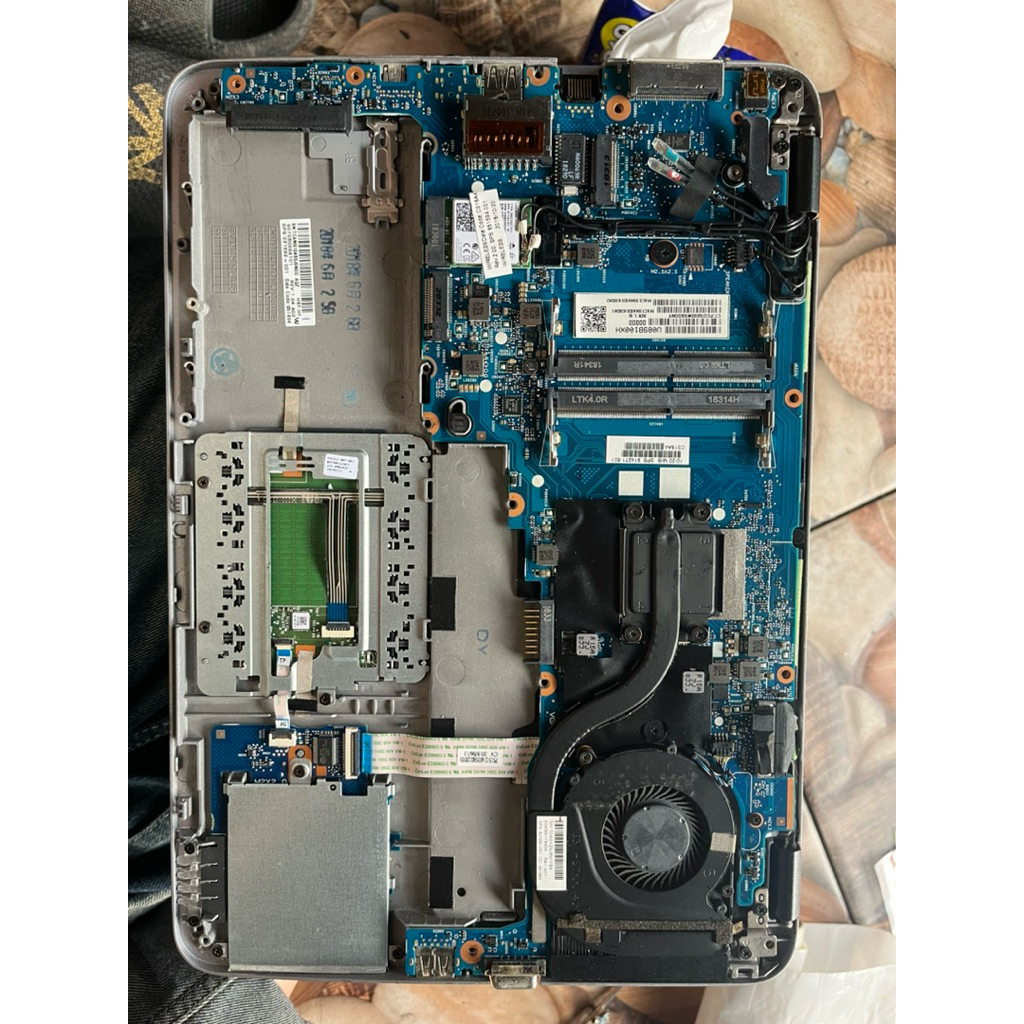 mainboard hp elitebook 820 G4 intel core i5-7200U