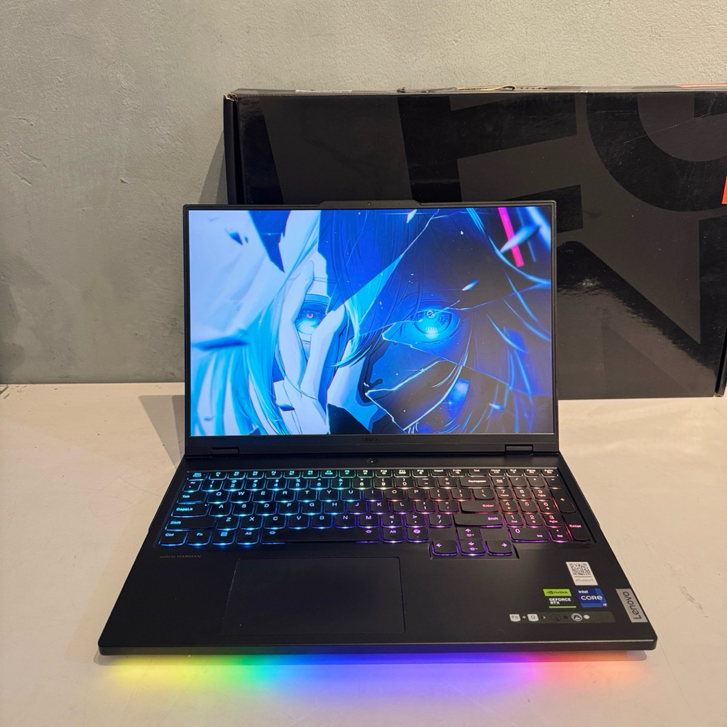 Laptop Gaming Legion Pro 7 i9 14900HX RTX 4080 12GB 32GB/1TB Garansi On Panjang