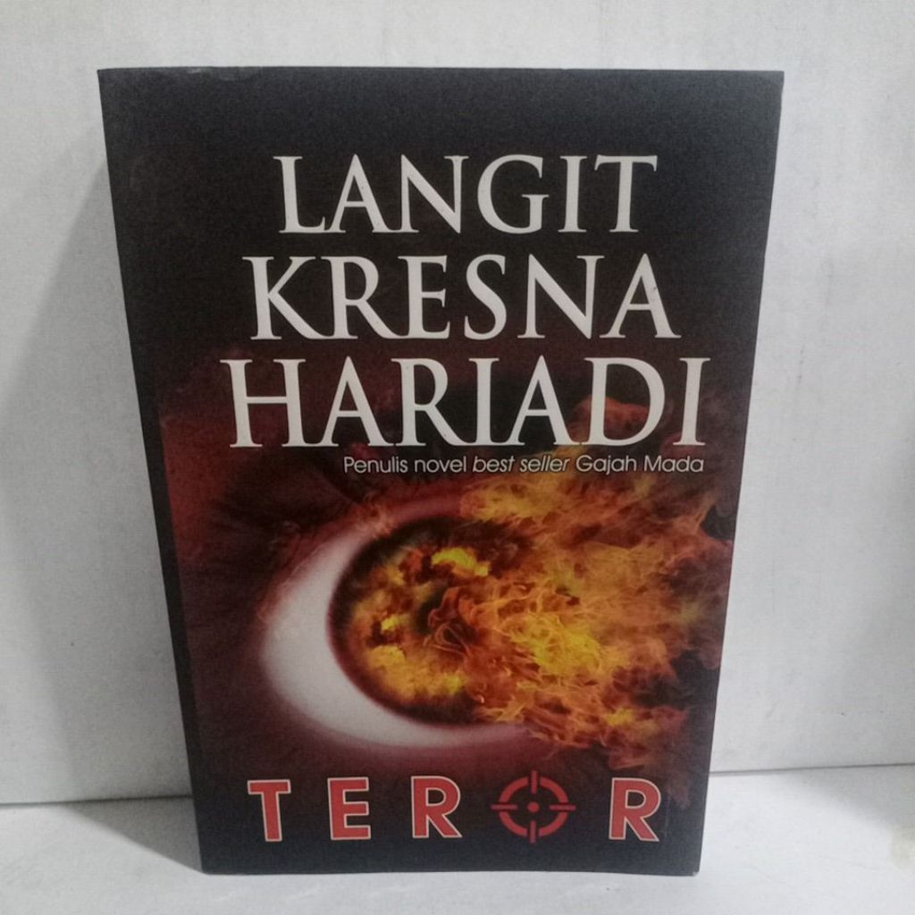 Buku TEROR LANGIT KRESNA HARIADI