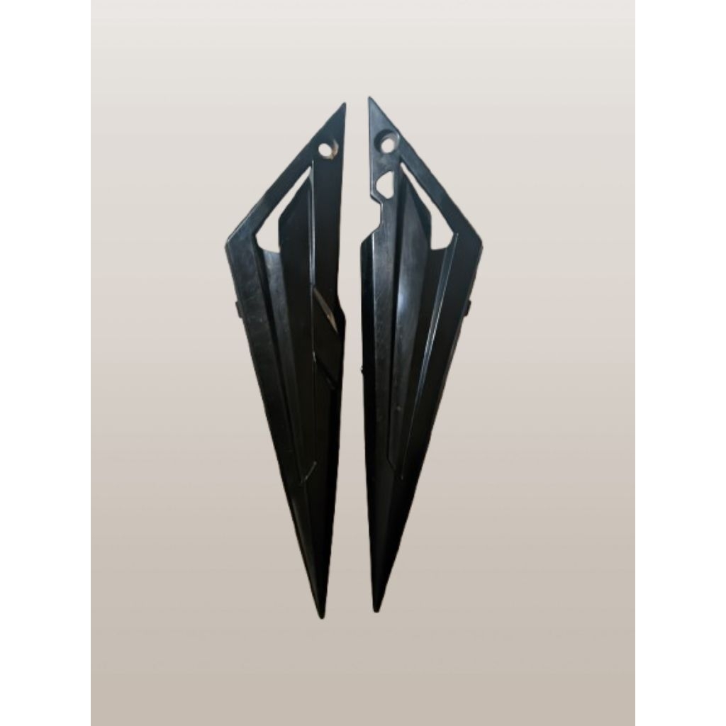 sambungan body / Bok aki Tutup Aki Jupiter mx old lama hitam original