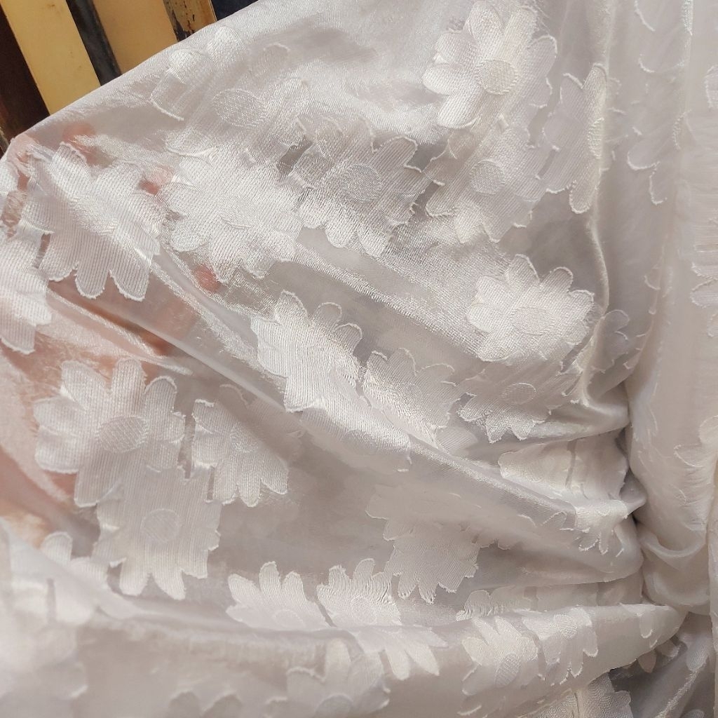 kain organza premium - kain organza motif bunga - kain organza motif elegan ( BW ) 0-1