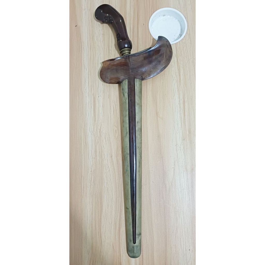 Keris Tilam Upih Tangguh Majapahit Pamor wengkon isen dan meteorit