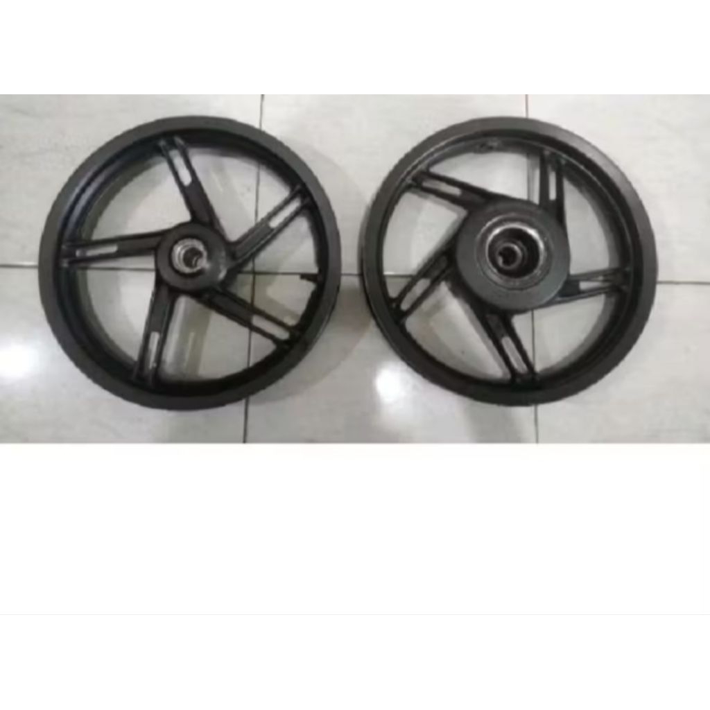 velg honda PCX CBU 125/150 tanpa ban copotan original