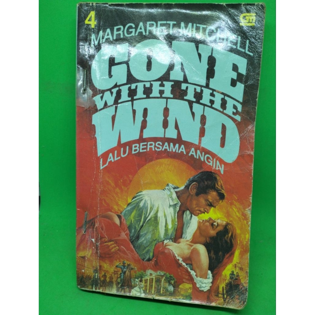 Buku Novel GONE WITH THE WIND , Lalu bersama angin