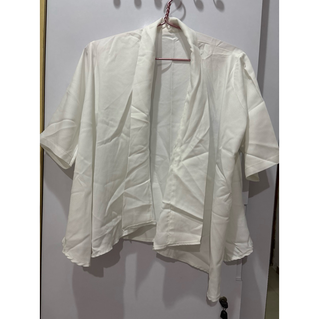 outer cardigan wanita warna putih