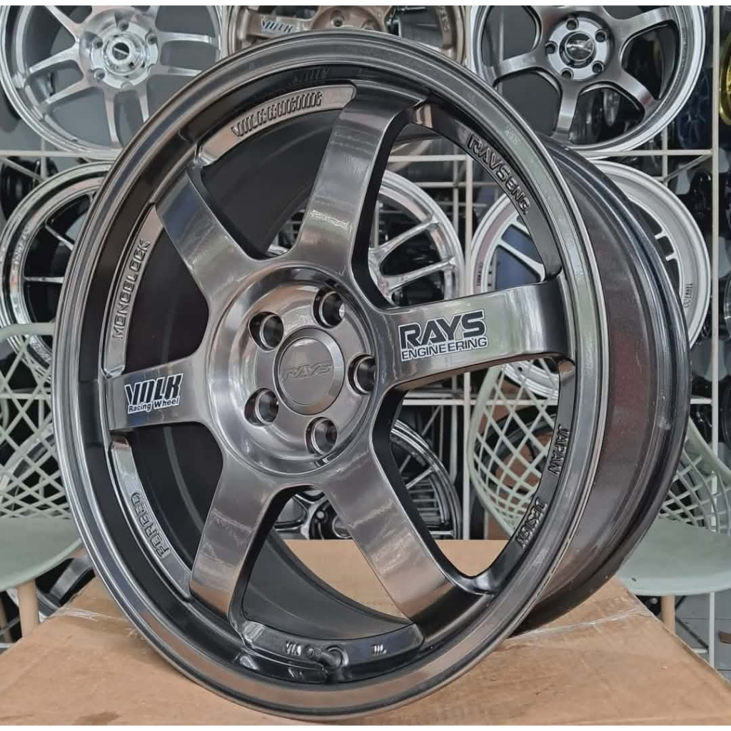 Velg Te 37 Racing  Mobil Ring 17 Lebar 8 Pcd 5X114.3 Volk Ofset 35 Ej Tittan Bisa digunakan dimobil 