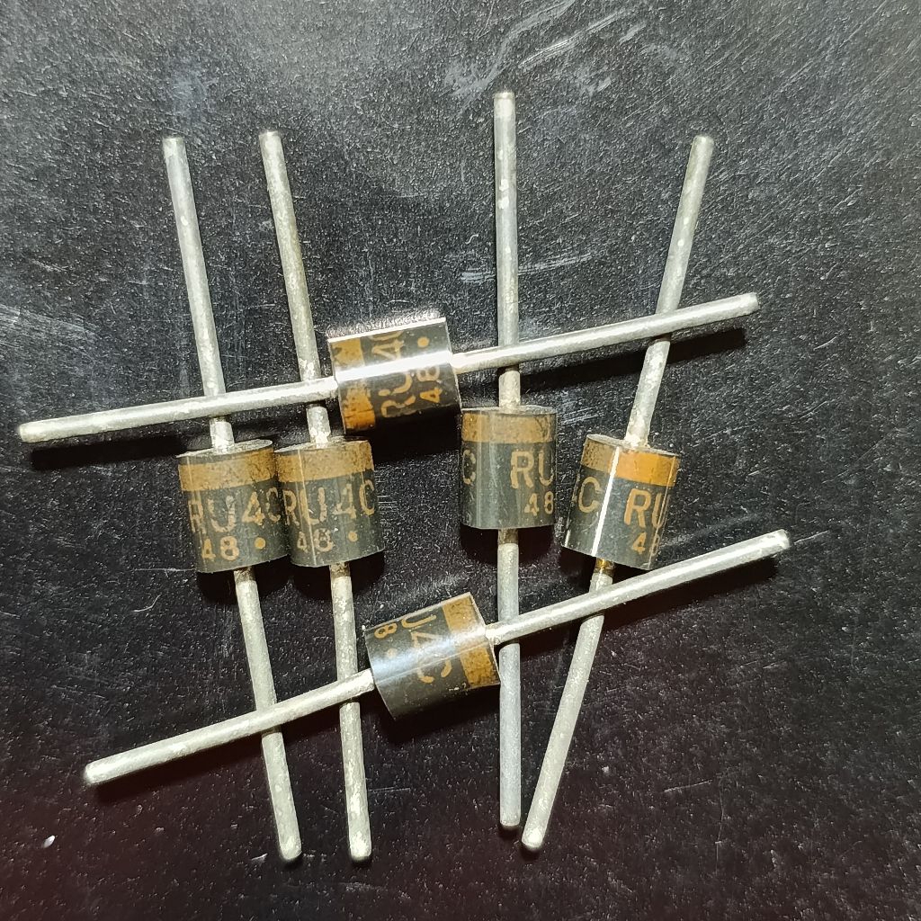 dioda fast recovery RU4C