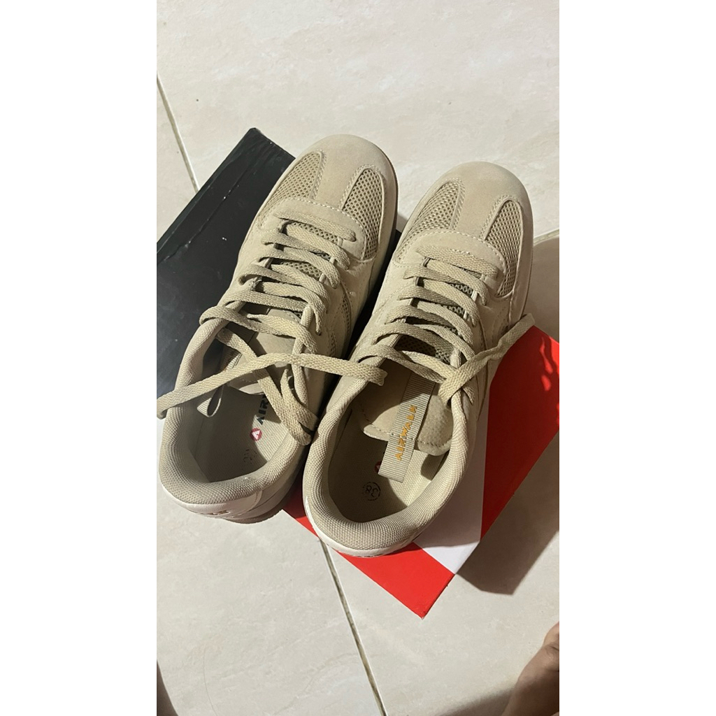 preloved sepatu airwalk