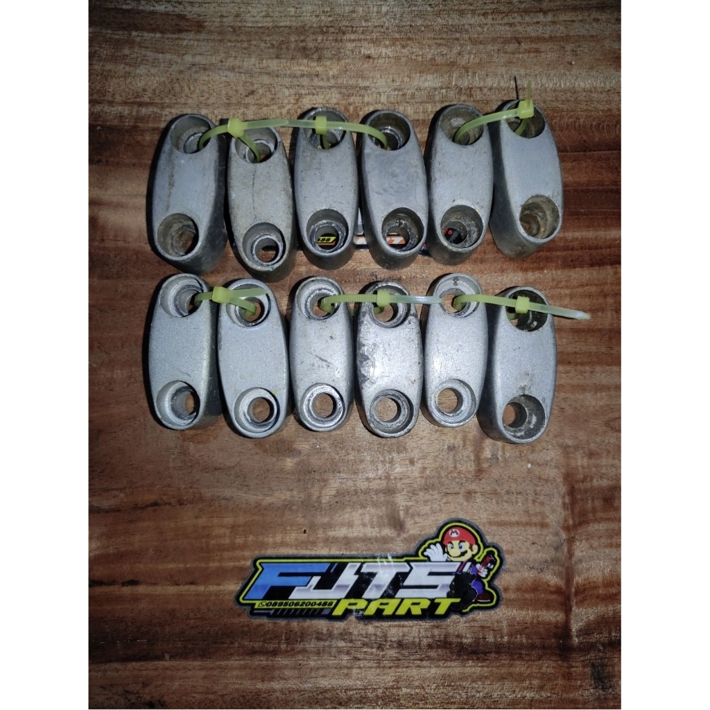 klem stang T atas segitiga atas suzuki thunder250cc ori