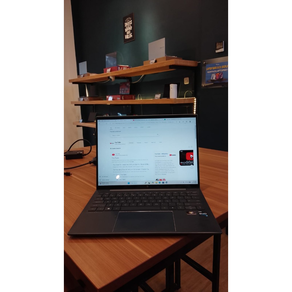 HP ELITE INTEL CORE I7 GEN 12 16/1TB