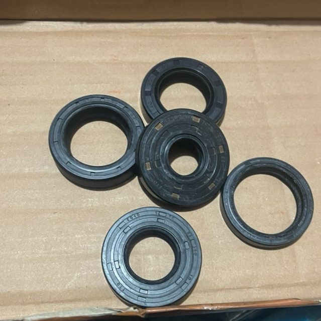 Oil Seal 25X50X10 SEAL NOK NQK 25 50 10 TC 25*50*10