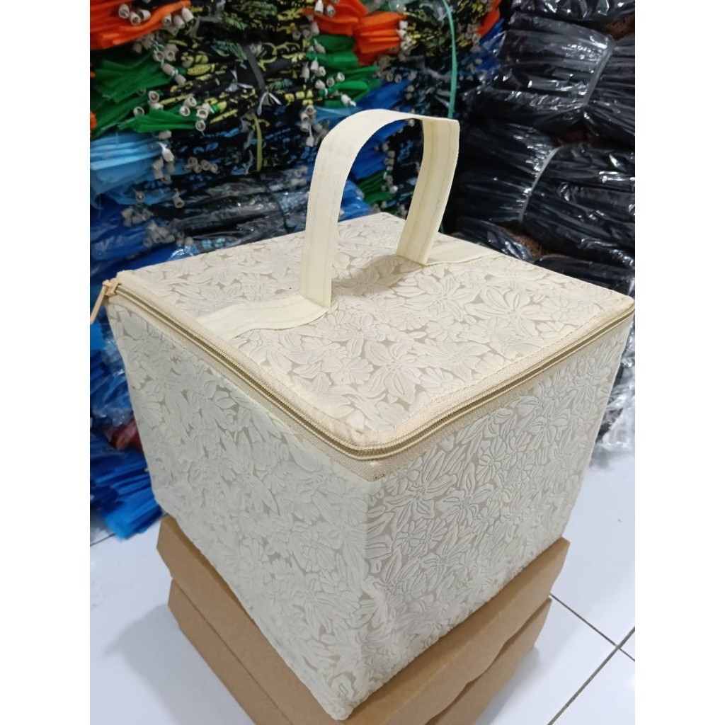 (12pcs) Tas hajatan Embos kubus Resleting uk.22x22x20(PxLxT)