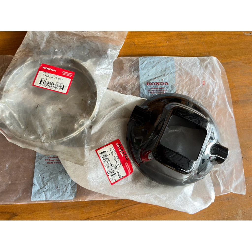 Rim Lis ring Lampu COVER BATOK LAMPU DEPAN MEGAPRO PRIMUS MEGAPRO LAMA  MEGAPRO HIU MEGAPRO ADVANCE 