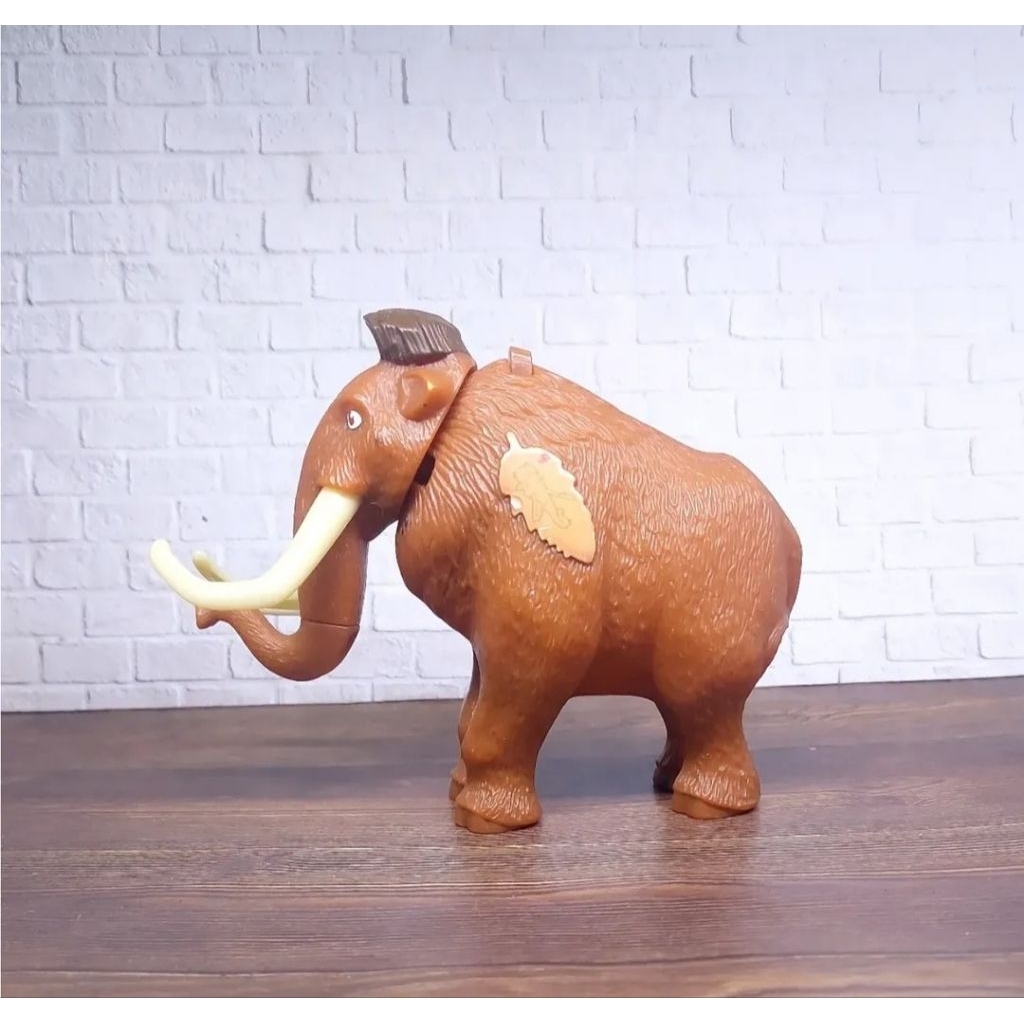 Manfred mammoth gajah Ice Age rare mcd Mainan happy meal