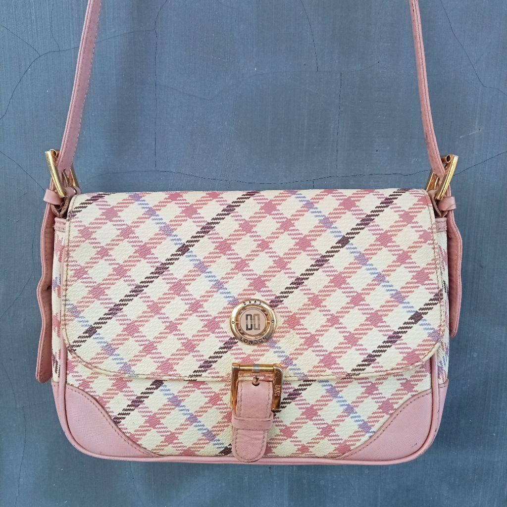 Tas Sling Bag Wanita Daks London Pink