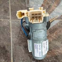 A-045 Set Kunci avanza grand new1anak  kunci 2 lubang kunci