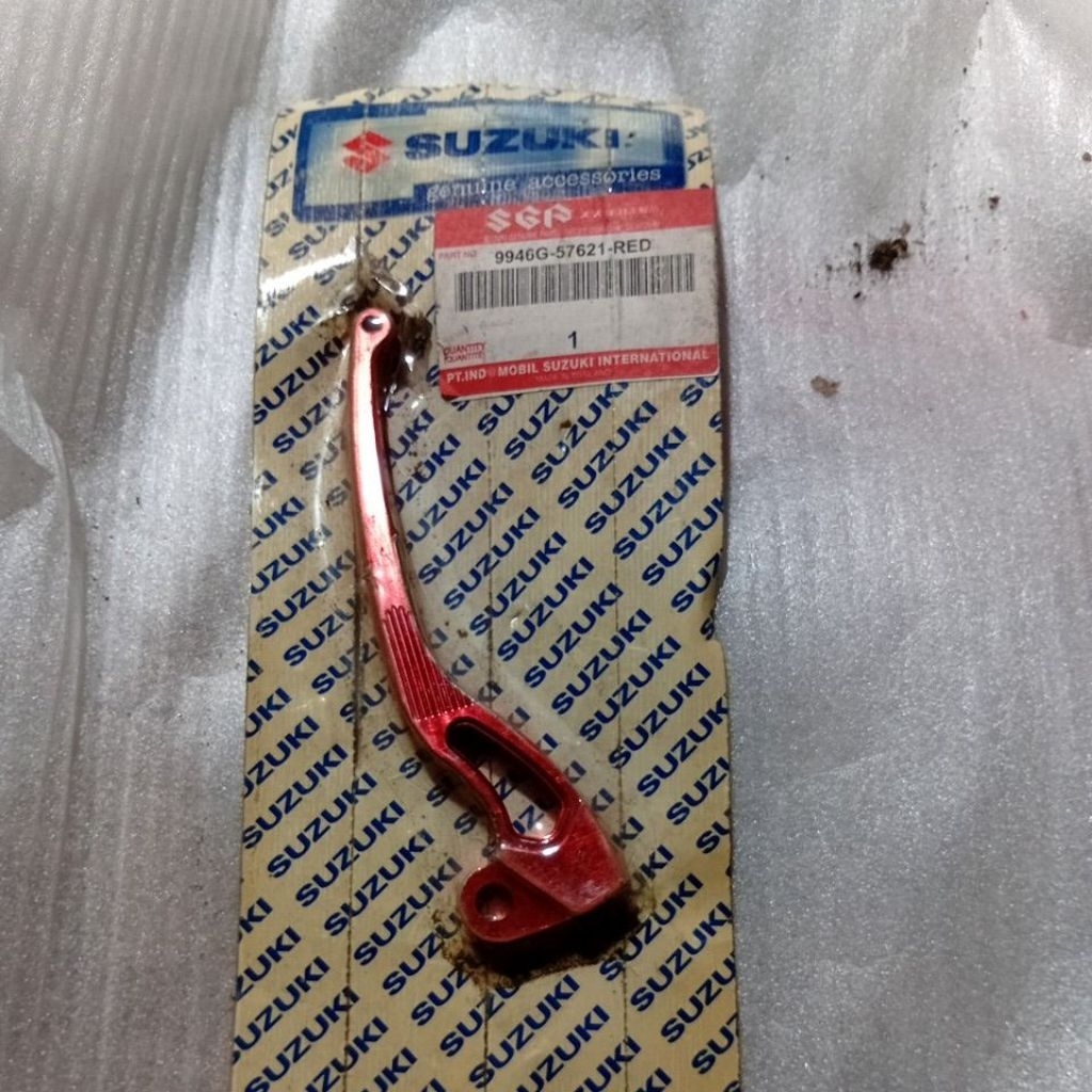 9946G-57621-red original import Made in Thailand sgp Suzuki indomobil genuine parts sga Suzuki Genui