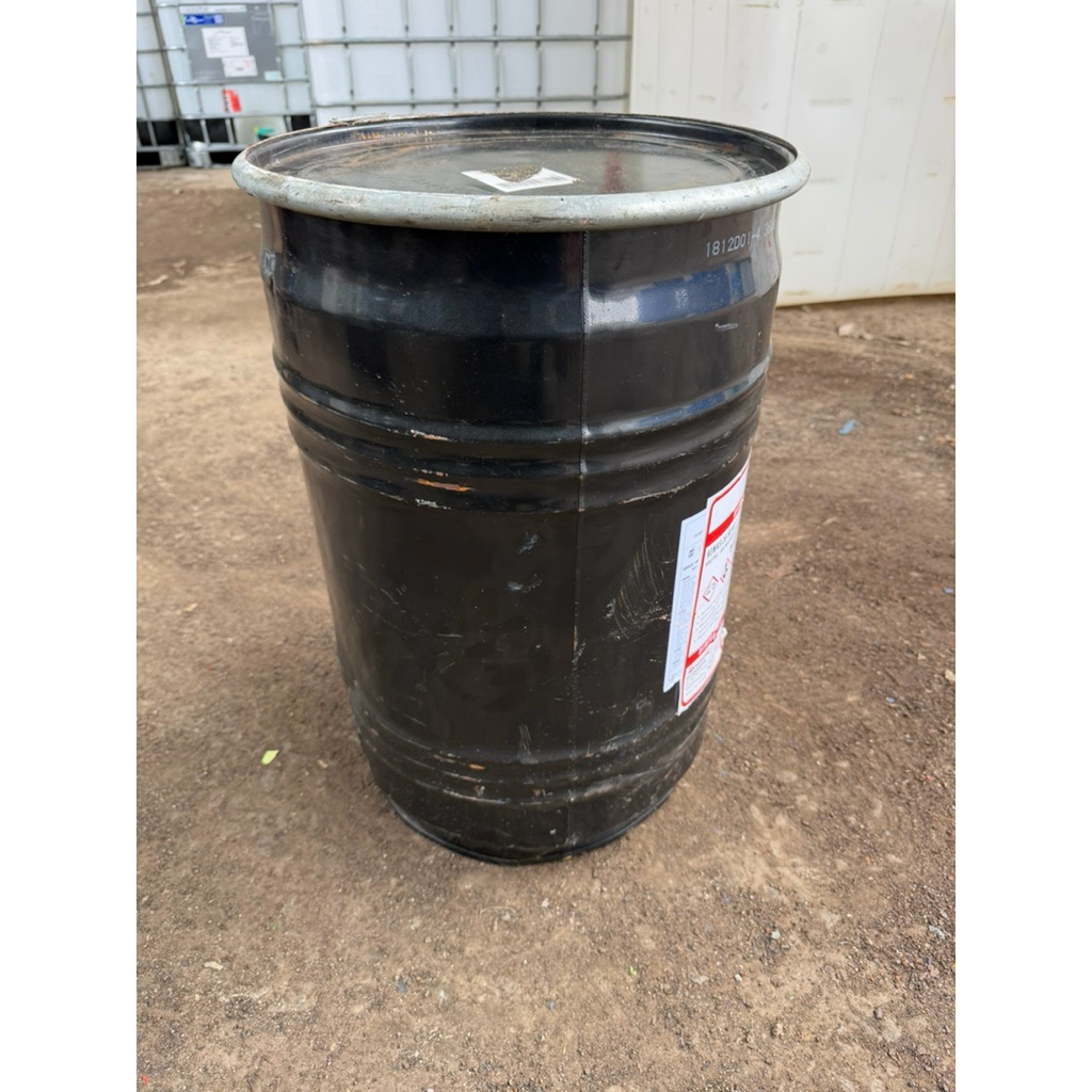 kaleng / tong besi bekas, tebal kapasitas 60 liter