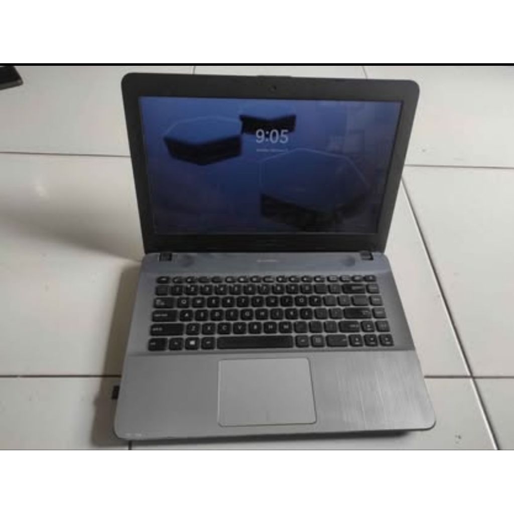 Laptop asus x441u core i3, ram 4gb, ssd 240gb