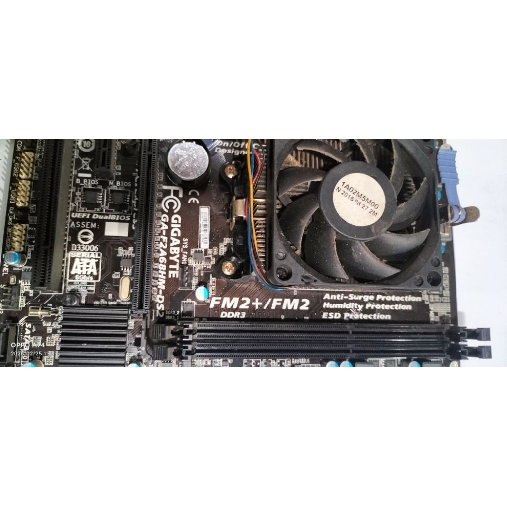 Paket Motherboard Gigabyte F2A68HM-DS2 + processor AMD A8 7600 + fan processor