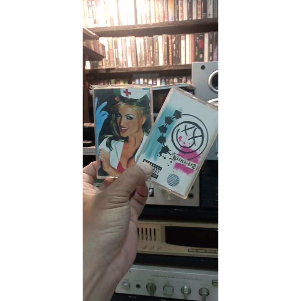 kaset pesanan blink self titled dan enema