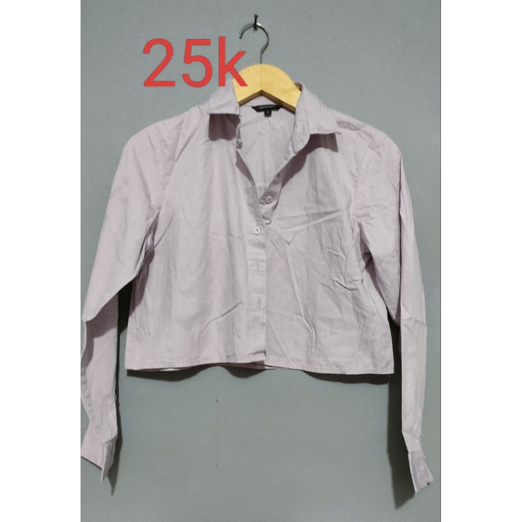 kemeja ungu muda croptop