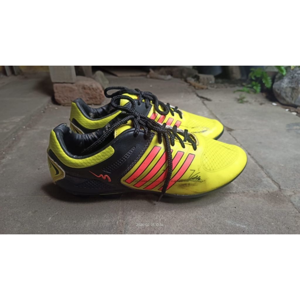 sepatu bola anak Mickelson 37 second