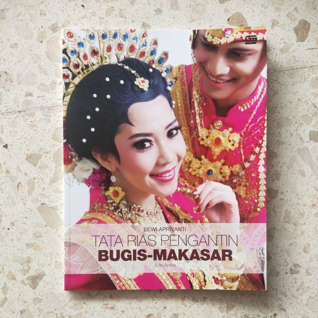 BUKU TATA RIAS / TATA RIAS PENGANTIN BUGIS-MAKASAR / PRODUK ASLI ORIGINAL