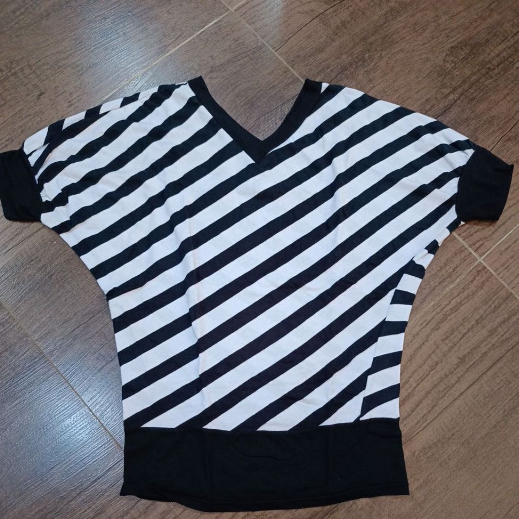 Kaos Batwing preloved