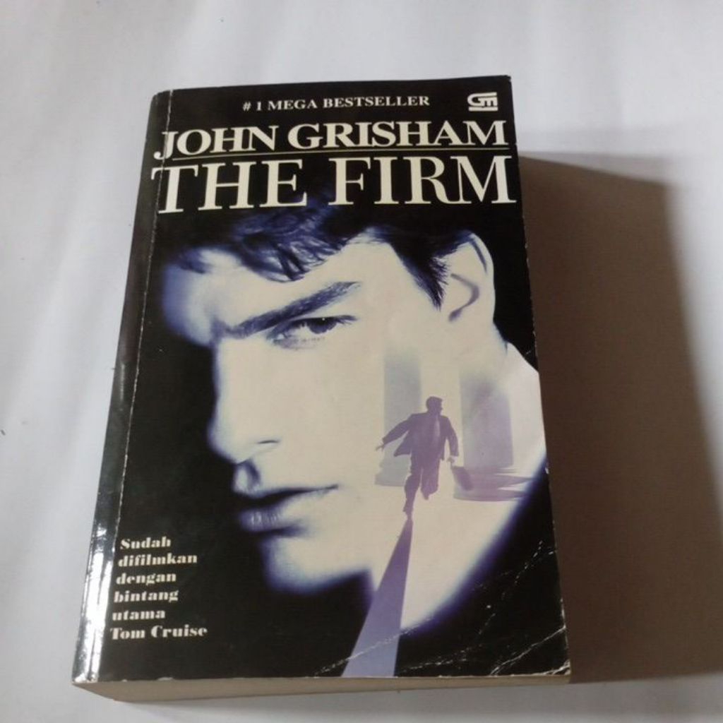 Buku Novel JOHN GRISHAM THE FIRM