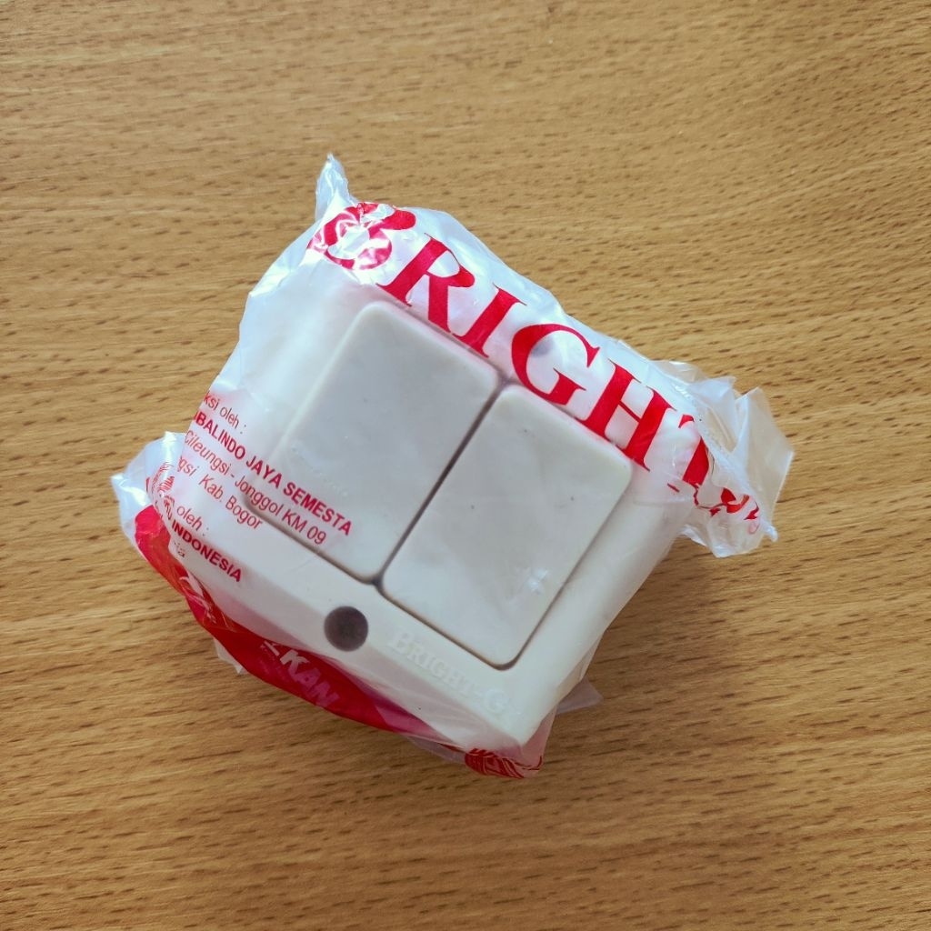 BRIGHT-G SAKLAR SERI OB 702 / SAKLAR OB SERI BRIGHT-G CREAM SNI