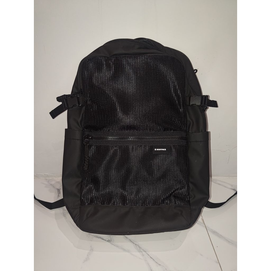 preloved tas bodypack deixier 20L