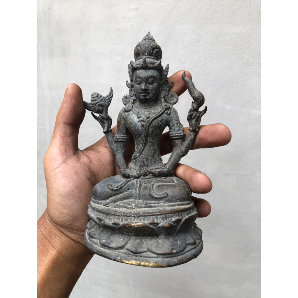 Patung perunggu temuan tua kuno