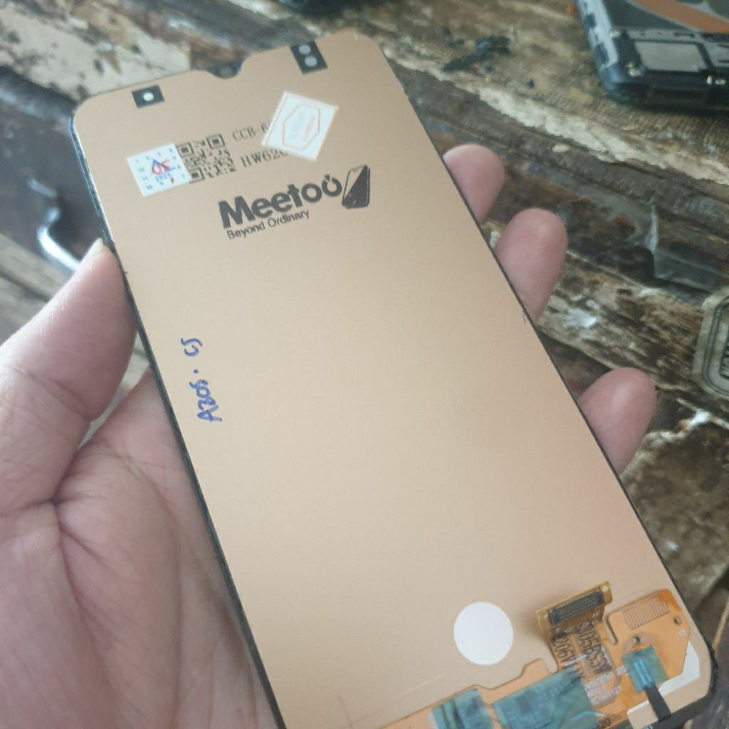 lcd samsung a30s minus pecah kaca banyak