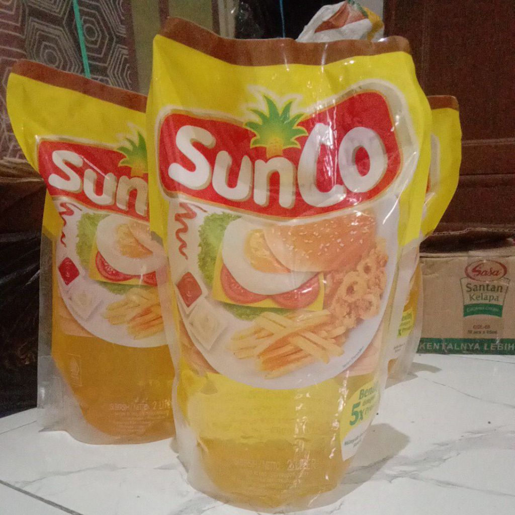 Minyak Goreng Sunco 2 Liter 1 dus - Minyak bening Sunco 2 liter