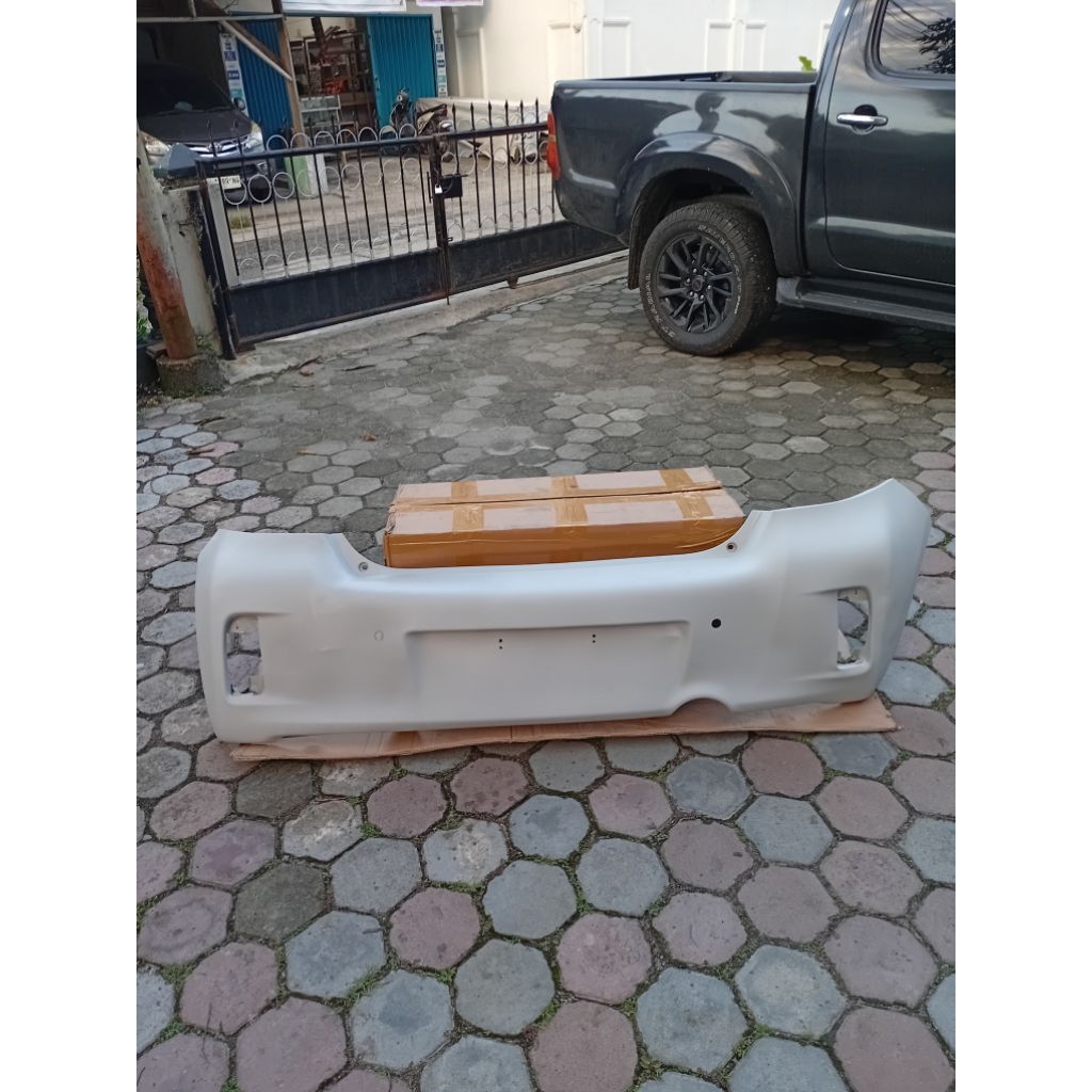 BUMPER BELAKANG YARIS BAKPAO TRD TAHUN 2012 - 2013 ORIGINAL