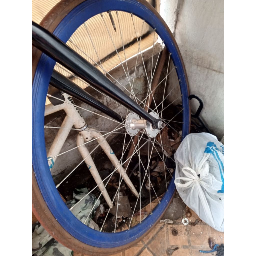 ws depan hub fixie (booking)