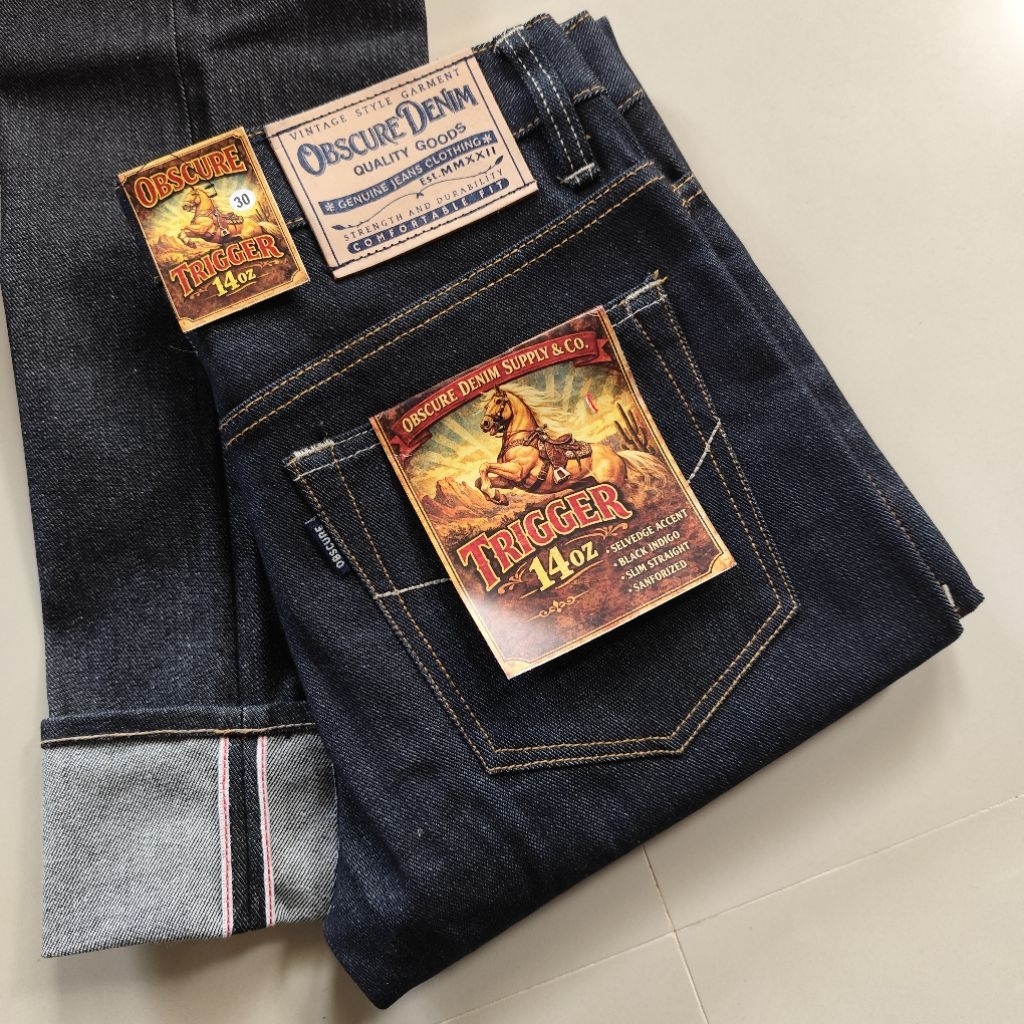 OBSCURE TRIGGER Denim Celana Denim Selvedge 14 Oz dengan Jahitan Merah Model Slim Celana Denim Selve